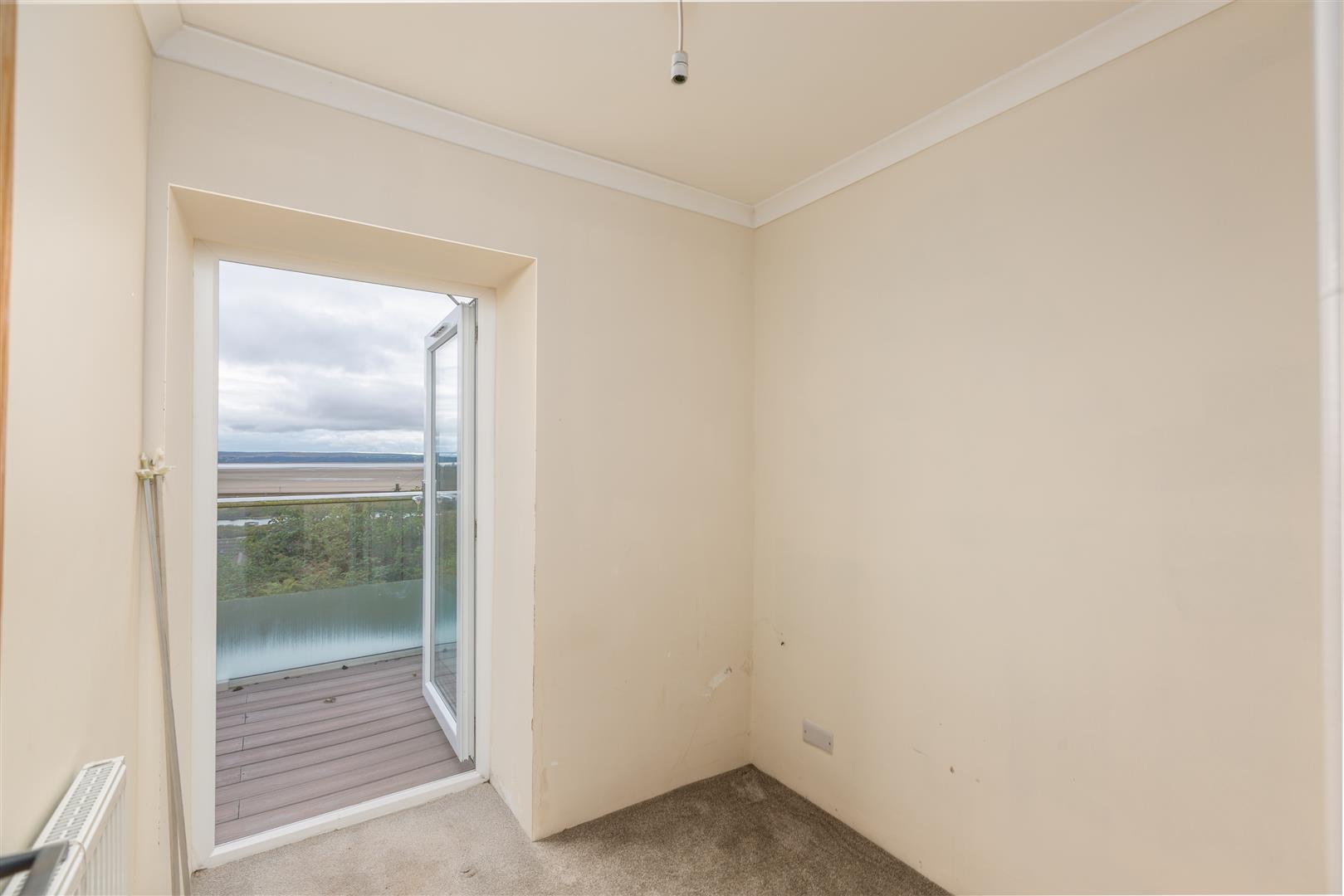 Myrtle Hill, Llanelli, SA15 4BH